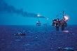 TT dầu TG ngày 22/7: Giá dầu kỳ hạn trái chiều, đối mặt với một tuần sụt giảm